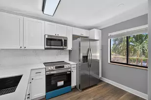 6935 Huntington Ln, Delray Beach, FL 33446 - Photo 9