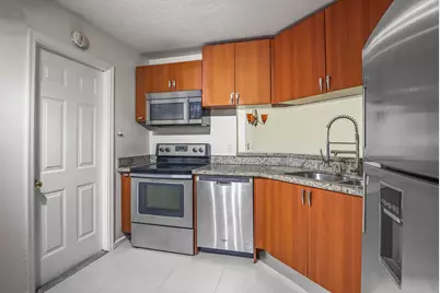 14 VÃ­a De Casas Sur #103, Boynton Beach, FL 33426 - Photo 9
