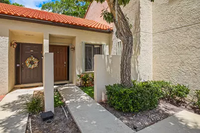 14 VÃ­a De Casas Sur #103, Boynton Beach, FL 33426 - Photo 3