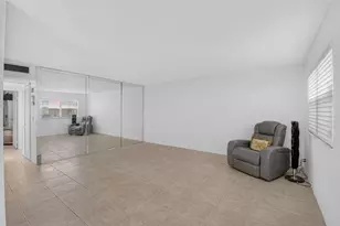 65 Saxony B, Delray Beach, FL 33446 - Photo 5