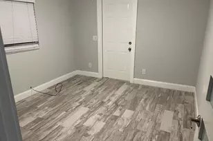 817 S L St, Lake Worth Beach, FL 33460 - Photo 3