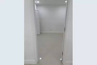 710 Columbus Parkway #Fr, Hollywood, FL 33021 - Photo 11