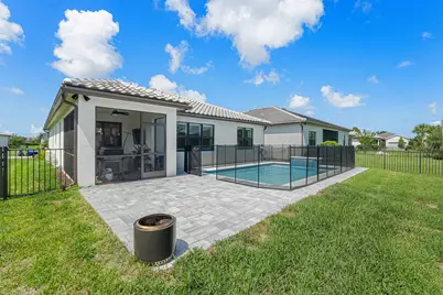 770 SE Courances Drive, Port Saint Lucie, FL 34984 - Photo 23