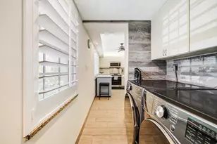 933 Cypress Grove Dr, Pompano Beach, FL 33069 - Photo 15