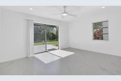 10084 Meridian Way N #4, Palm Beach Gardens, FL 33410 - Photo 9