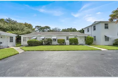10084 Meridian Way N #4, Palm Beach Gardens, FL 33410 - Photo 1