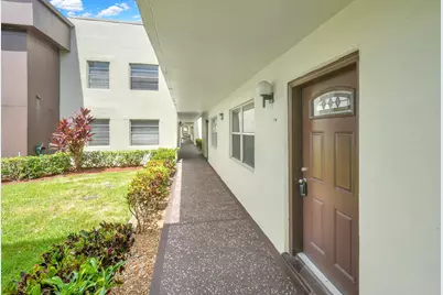 742 Normandy P, Delray Beach, FL 33484 - Photo 3