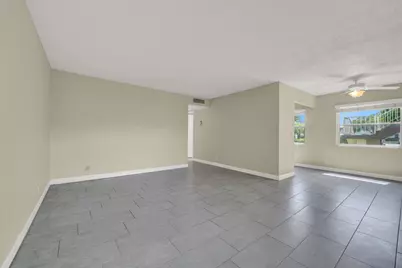 742 Normandy P, Delray Beach, FL 33484 - Photo 5