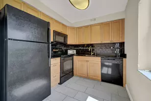 742 Normandy P, Delray Beach, FL 33484 - Photo 9