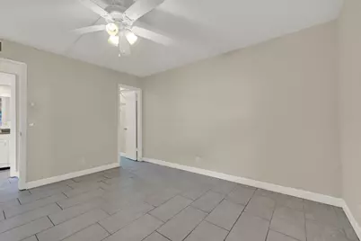 742 Normandy P, Delray Beach, FL 33484 - Photo 15