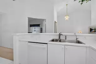 8100 Via Di Veneto, Boca Raton, FL 33496 - Photo 17