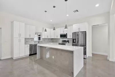 655 SW Seagull Terrace, Port Saint Lucie, FL 34953 - Photo 11