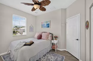 128 W Royal Palm Cir, Jupiter, FL 33458 - Photo 47