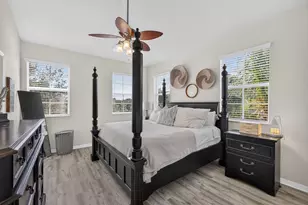 128 W Royal Palm Cir, Jupiter, FL 33458 - Photo 35