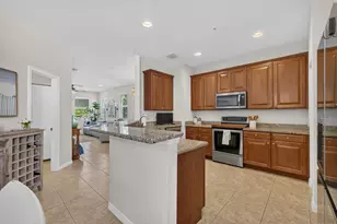 128 W Royal Palm Cir, Jupiter, FL 33458 - Photo 27