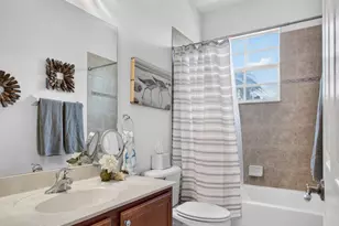 128 W Royal Palm Cir, Jupiter, FL 33458 - Photo 49