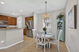 128 W Royal Palm Cir, Jupiter, FL 33458 - Photo 25