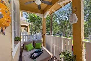 128 W Royal Palm Cir, Jupiter, FL 33458 - Photo 57