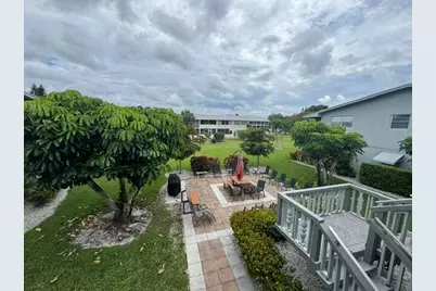 39 Dorchester B #39, West Palm Beach, FL 33417 - Photo 1