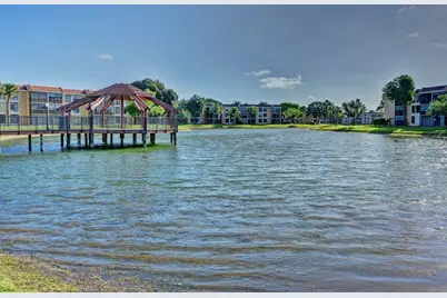 6048 Coral Lake Drive, Margate, FL 33063 - Photo 33