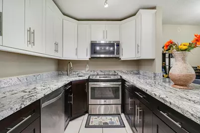 1013 Green Pine Boulevard #C2, West Palm Beach, FL 33409 - Photo 13