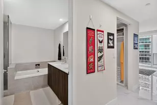 488 NE 18th St, Miami, FL 33132 - Photo 39
