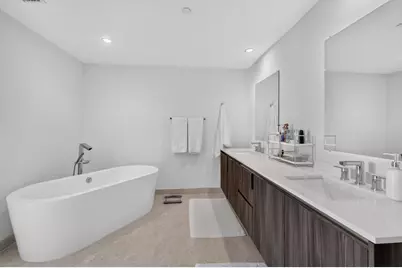 488 NE 18th Street #1515, Miami, FL 33132 - Photo 31