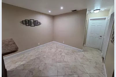 10046 Winding Lake Road #202, Sunrise, FL 33351 - Photo 5