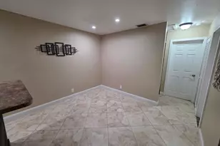 10046 Winding Lake Rd, Sunrise, FL 33351 - Photo 5