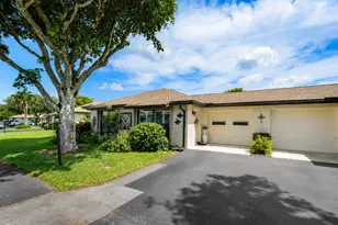 4762 Greentree Dr, Boynton Beach, FL 33436 - Photo 5
