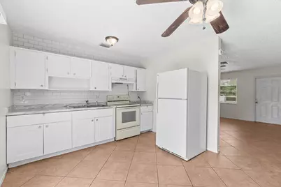 4764 Gulfstream Road, Lake Worth, FL 33460 - Photo 9