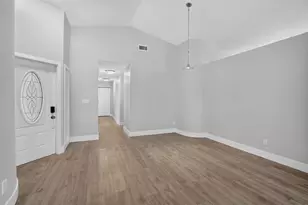 1371 SW 181st Ave, Pembroke Pines, FL 33029 - Photo 9