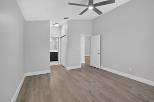 1371 SW 181st Ave, Pembroke Pines, FL 33029 - Photo 27