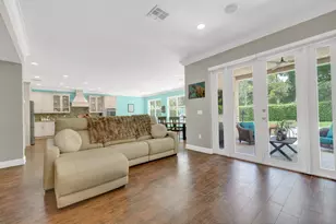 9535 Phipps Ln, Wellington, FL 33414 - Photo 15