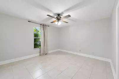 636 SW Eyerly Avenue, Port Saint Lucie, FL 34983 - Photo 13