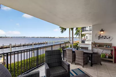 2700 S Federal Highway #203, Boynton Beach, FL 33435 - Photo 1