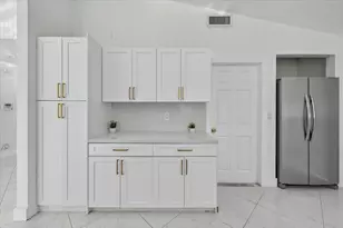 3090 Thames Way, Miramar, FL 33025 - Photo 9