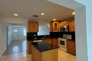 3801 Van Cott Cir, West Palm Beach, FL 33403 - Photo 7