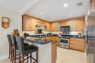 10520 NW 43rd Ct, Coral Springs, FL 33065 - Photo 5