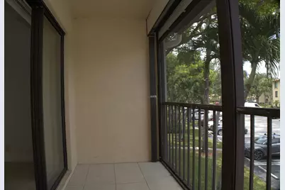 815 Sky Pine Way #D2, Greenacres, FL 33415 - Photo 15