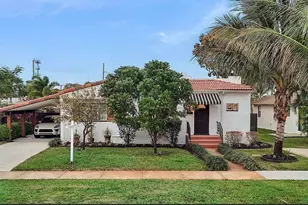 525 Evergreen Dr, West Palm Beach, FL 33403 - Photo 1