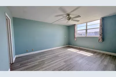 5700 NW 2nd Avenue #202, Boca Raton, FL 33487 - Photo 7