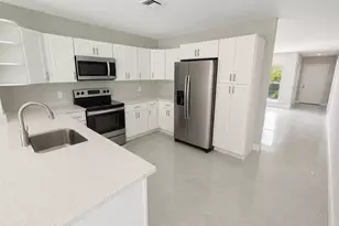 3720 NW 110th Ave, Coral Springs, FL 33065 - Photo 3