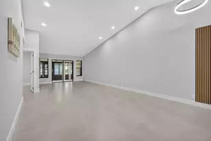 10924 Roebelini Palm Ct, Boynton Beach, FL 33437 - Photo 19