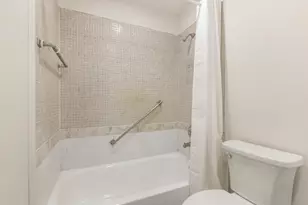 136 Flanders C, Delray Beach, FL 33484 - Photo 17