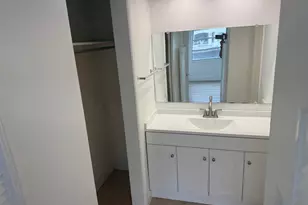 460 Paradise Isle Blvd, Hallandale Beach, FL 33009 - Photo 17