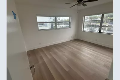 460 Paradise Isle Boulevard #101, Hallandale Beach, FL 33009 - Photo 15