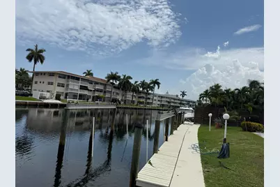 460 Paradise Isle Boulevard #101, Hallandale Beach, FL 33009 - Photo 5