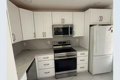 460 Paradise Isle Boulevard #101, Hallandale Beach, FL 33009 - Photo 13