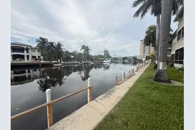 460 Paradise Isle Boulevard #101, Hallandale Beach, FL 33009 - Photo 3